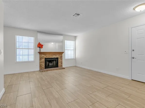 5576 W Rochelle Ave APT 32A, Las Vegas, NV 89103