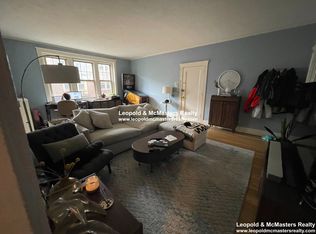 36 Alton Pl #3A, Brookline, MA 02446