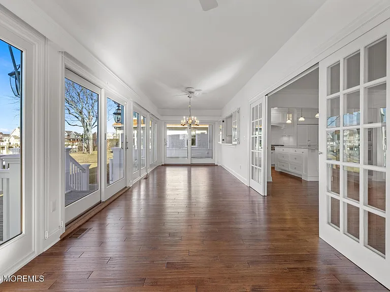 954 Barnegat Ln — Photo 44