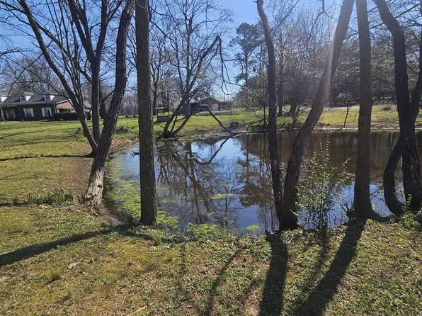 2769 New Hall Rd, Greenbrier, TN 37073