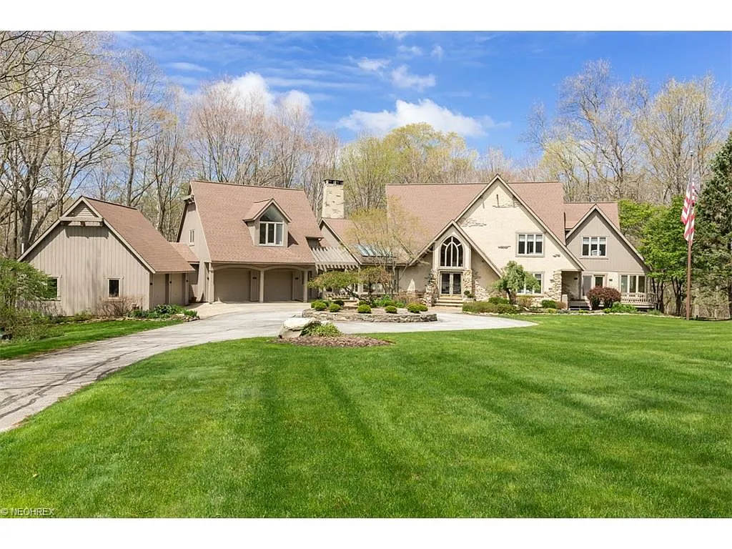 9209 Baldwin Rd photo 1