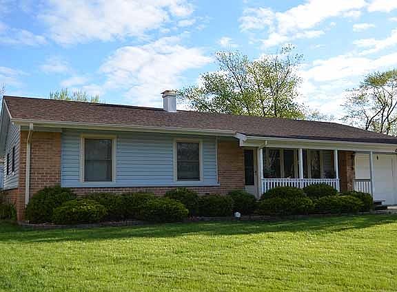 3rd image of 255 Tanglewood Dr