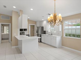 996 SW Balmoral Trce, Stuart, FL 34997