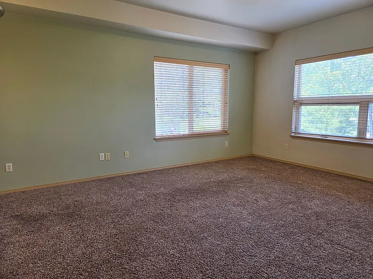 512 Darby Dr #205 — Photo 5