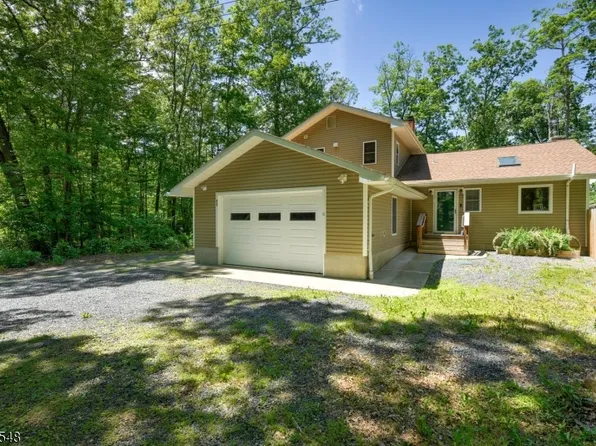 11 Mt Crest Rd, Jefferson Twp., NJ 07438