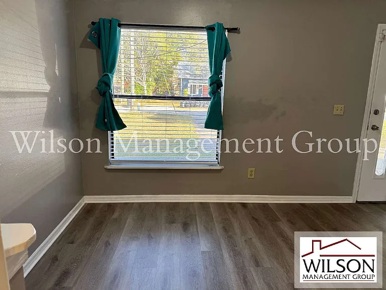 2810 Kilgore St — Photo 7