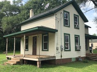 8078 Green St, Dixon, IL 61021