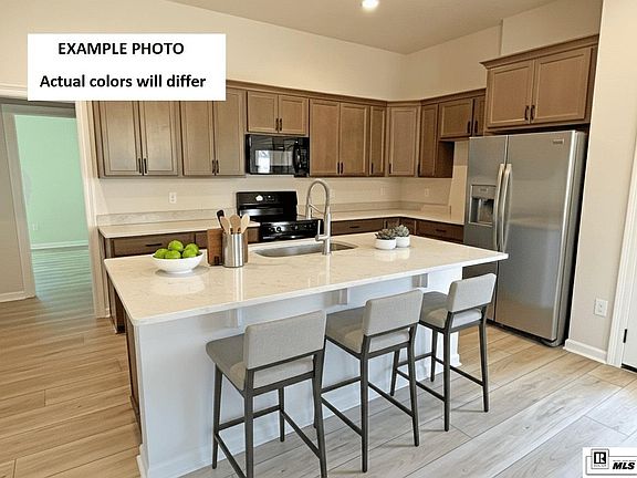 2nd image of 203 Magnolia Pointe Cir