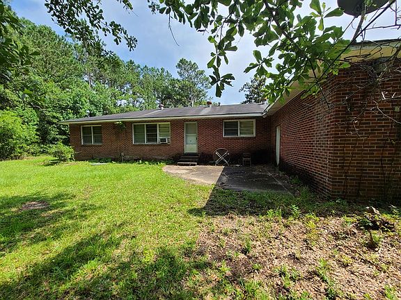5th image of 611 Charlotte Dr
