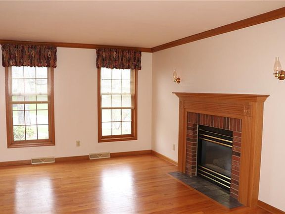 5th image of 2796 Hiltonwood Rd