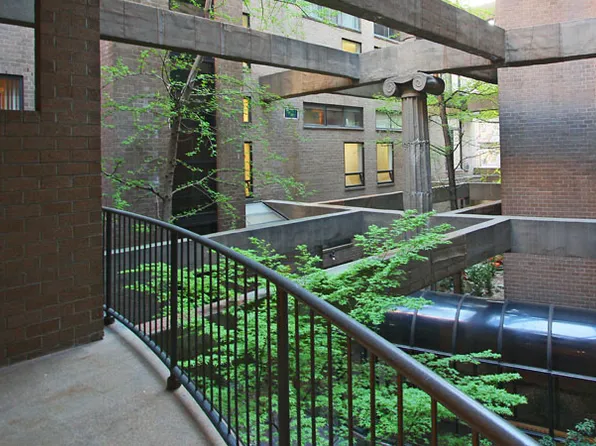 130 Barrow Street image 1 of 8