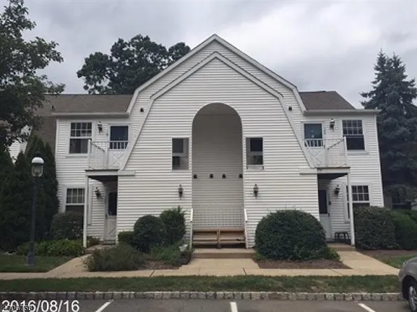 103 Woodcrest Dr #3, Morristown, NJ 07960