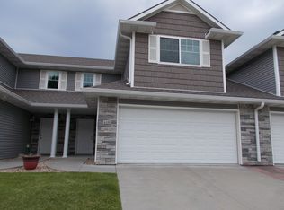 6125 Franciscan Dr, Lincoln, NE 68526