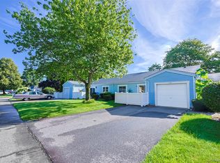 708 Cabot Ct W UNIT 708, Saint James, NY 11780