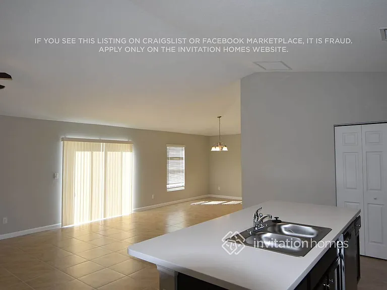 1650 SW Merchant Ln — Photo 6