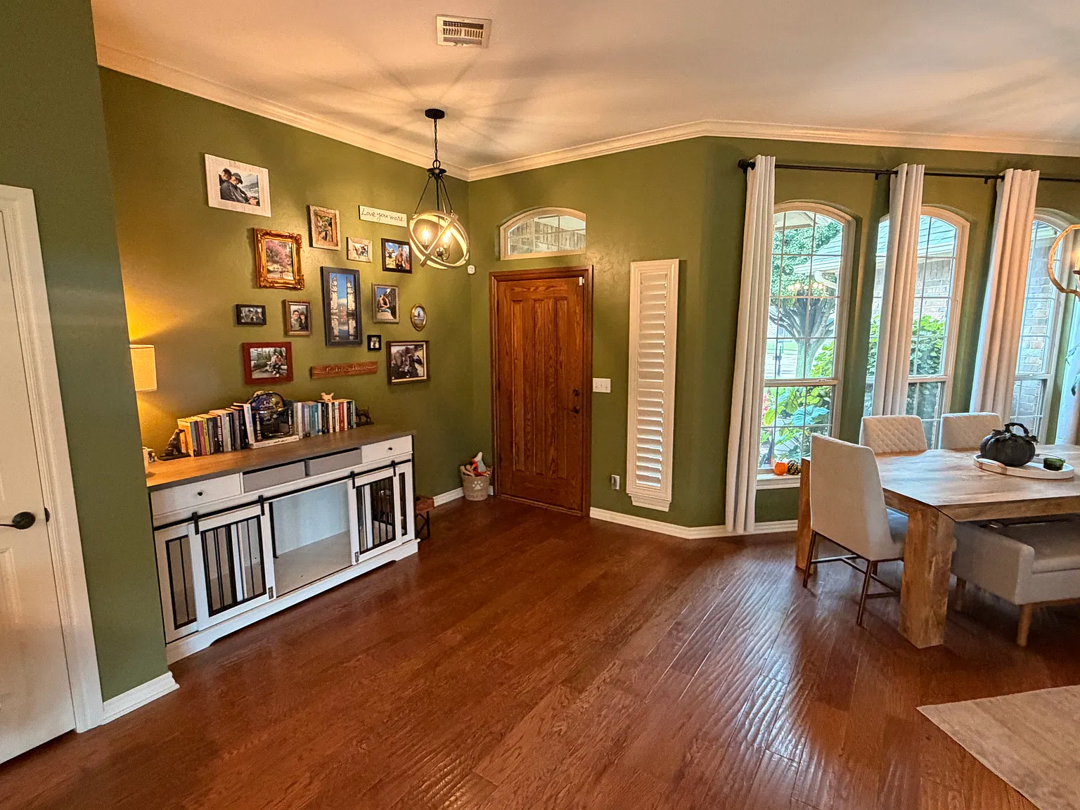 3 bed, 1920 sqft, $2,300 — Photo 3