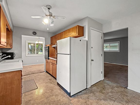 5th image of 6421 Josephine Ave