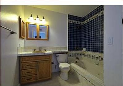 2nd image of 923 Maclay Dr