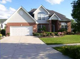1066 Coyote Trl, New Lenox, IL 60451