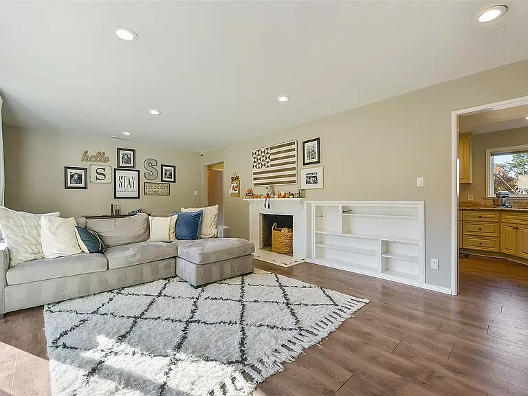 Living Room
(Furniture not included)