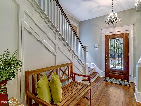 4th image of 2118 Saint Johns Ave