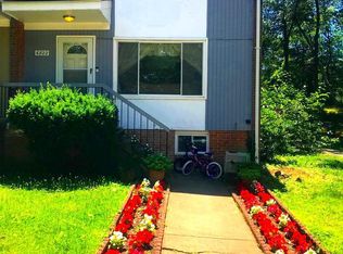 6822 Supreme Ct, Springfield, VA 22150