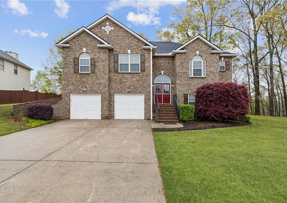 1st image of 5736 Pleasant Woods Dr