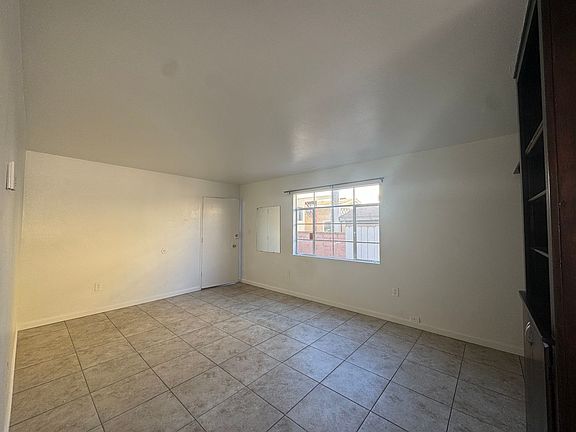 2nd image of 4177 Illinois St APT 4