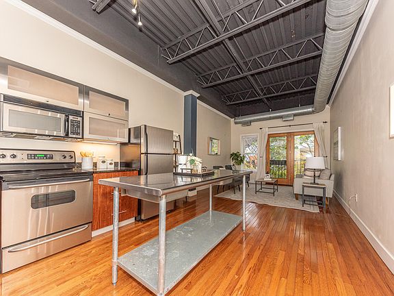 5th image of 303 S Main St APT 306