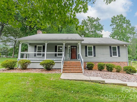 4th image of 7400 Sample Rd