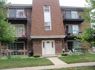 7017 Oconnell Dr APT 301, Chicago Ridge, IL 60415