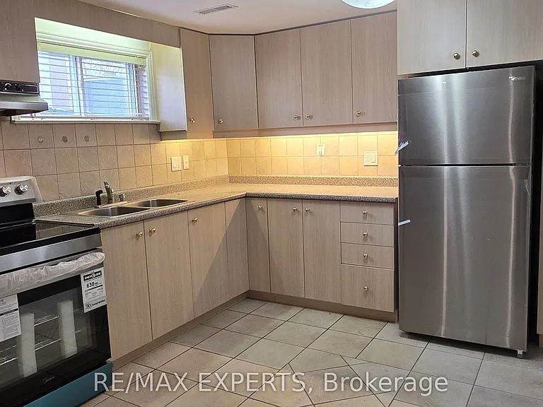 160 Ardwick Blvd — Photo 5