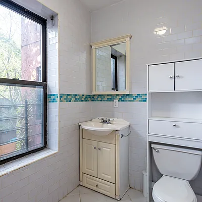 Rented by Nooklyn NYC LLC | media 38