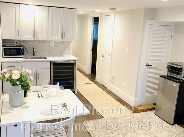 4434 Kansas Ave NW, Washington, DC 20011