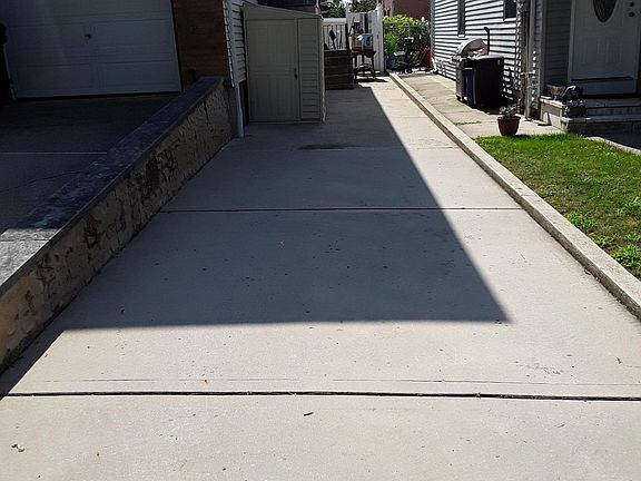 3rd image of 314 Crown Ave