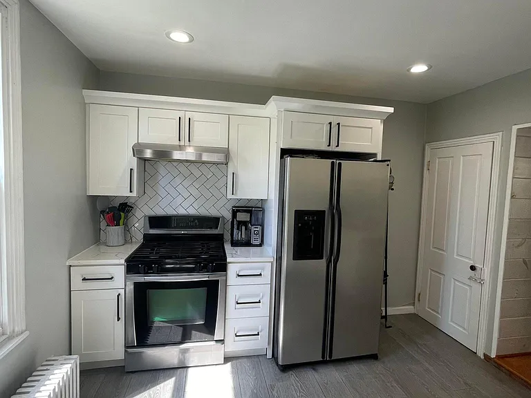 459 Delmar St — Photo 16