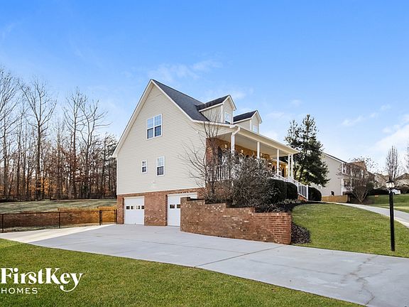 2nd image of 256 Longwood Dr