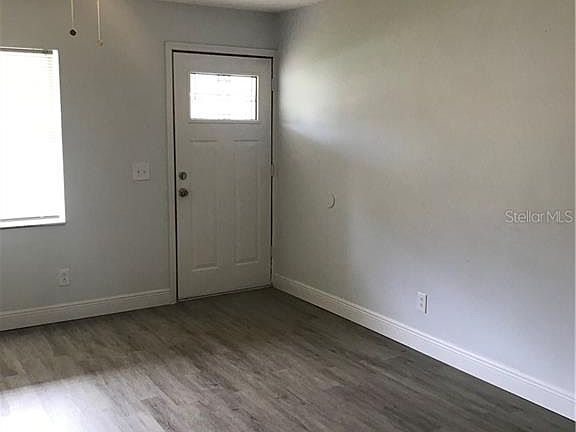 5th image of 8208 Gershwin St