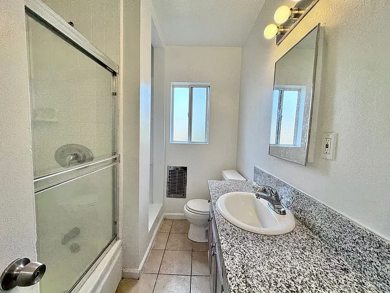 3419 Club Dr — Photo 8