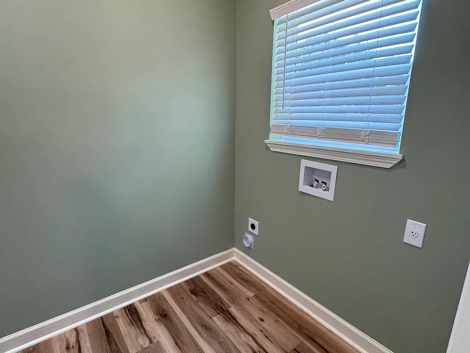 409 B West Wood St — Photo 3