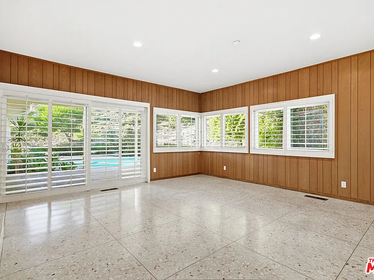 8900 Alto Cedro Dr — Photo 8