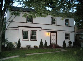 2246 Lake Ave, Wilmette, IL 60091