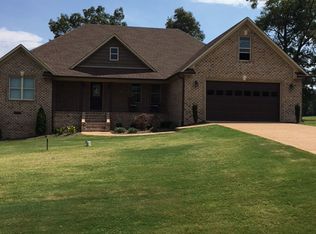 165 Dlynn Cv, Henderson, TN 38340