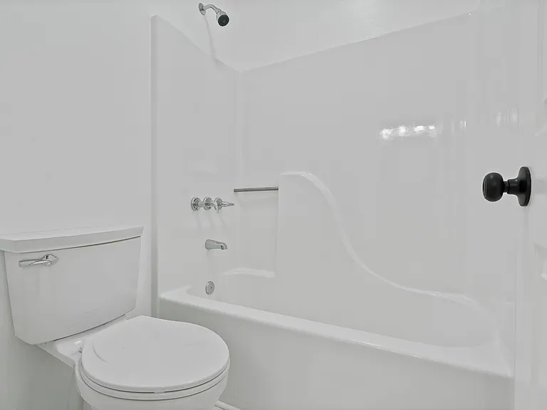 601 E Burgess Rd #H3 — Photo 16