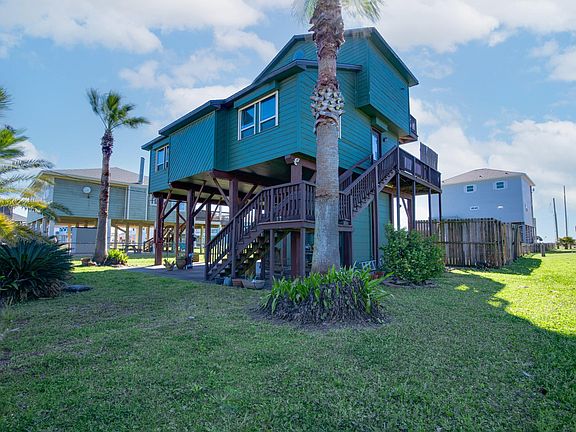 2nd image of 140 Ocean View Dr