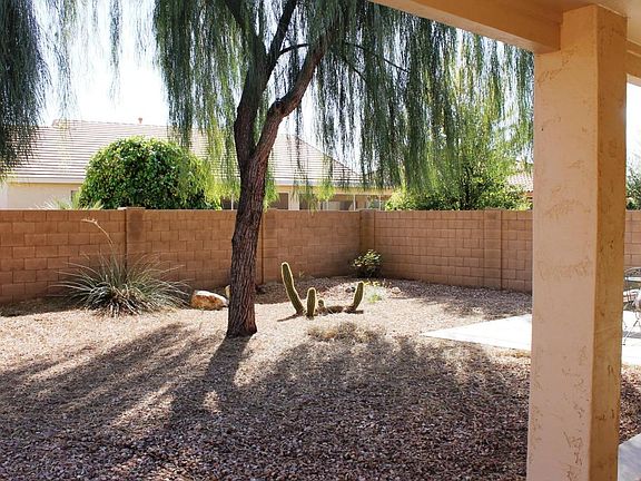 3rd image of 17695 W Sabrina Dr