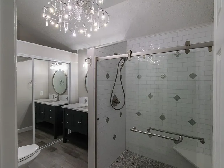 3142 Royal Gable Dr — Photo 36
