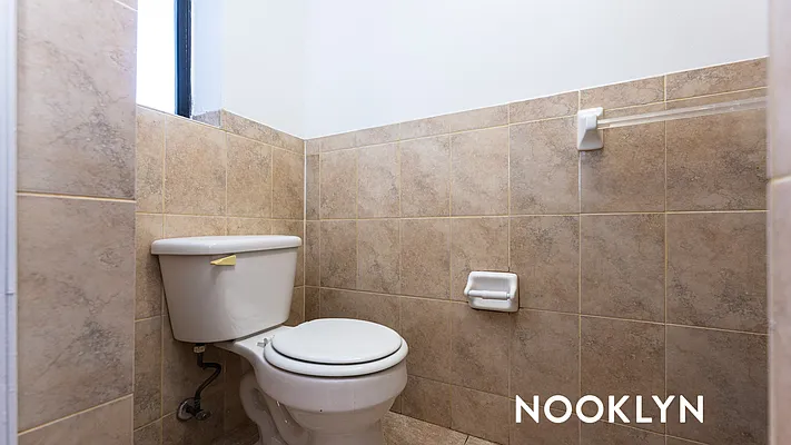 Rented by Nooklyn NYC LLC | media 12