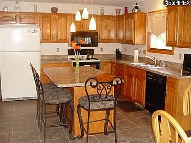2nd image of 736 Flagstone Cir