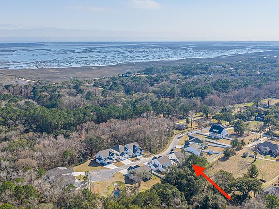 2nd image of 2037 Bullyard Sound Way